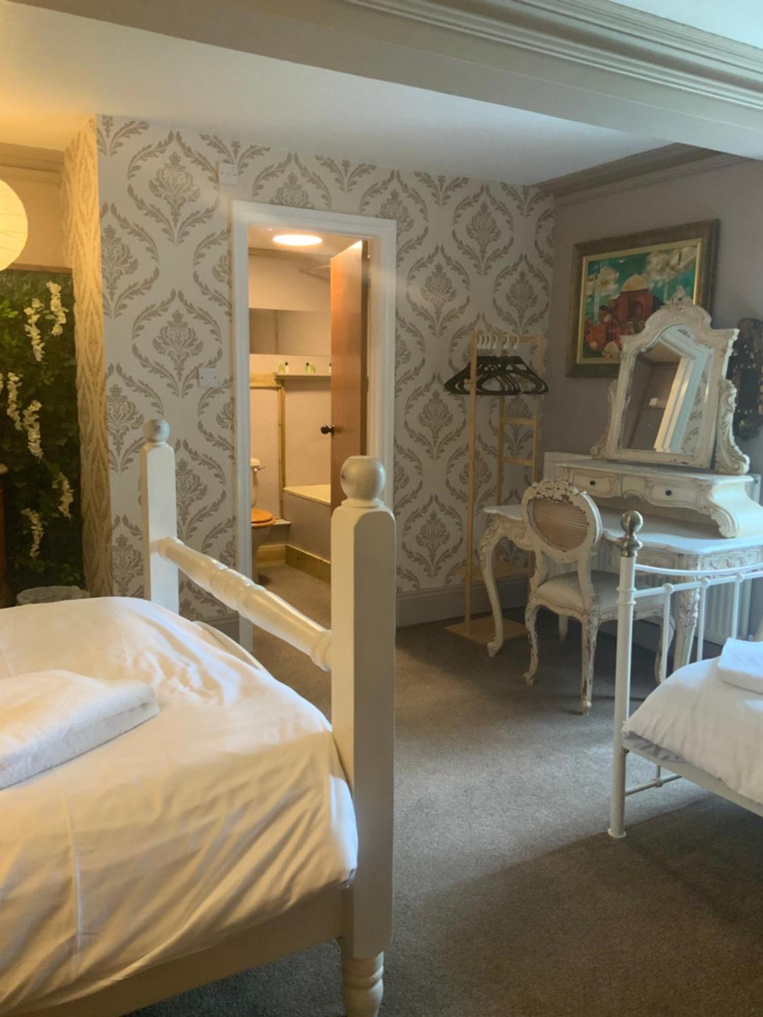 Hotel The White House à Sennybridge Chambre photo
